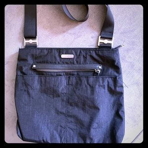 Gently used crossbody lightweight baggillini